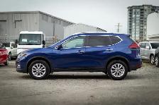 2017 Nissan Rogue SV. LOCAL BC VEHICLE. FULLY OPTIONED. - Photo 8