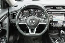 2017 Nissan Rogue SV. LOCAL BC VEHICLE. FULLY OPTIONED. - Photo 11