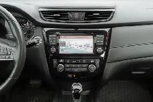 2017 Nissan Rogue SV. LOCAL BC VEHICLE. FULLY OPTIONED. - Photo 13