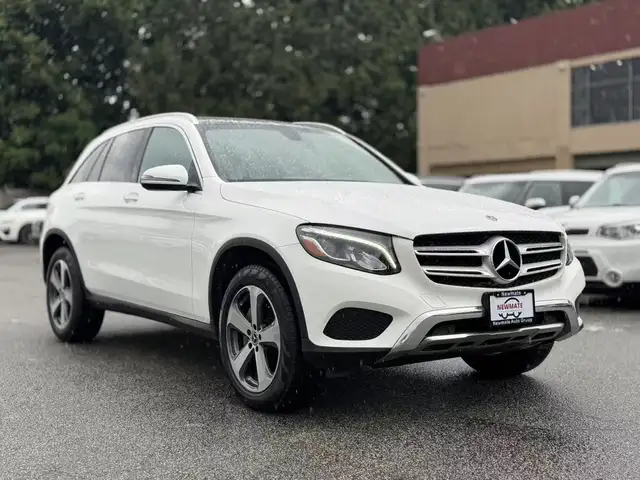 2019 Mercedes-Benz GLC300 4MATIC LOCAL BC VEHICLE. NO ACCIDENT.