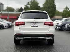 2019 Mercedes-Benz GLC300 4MATIC LOCAL BC VEHICLE. NO ACCIDENT. - Photo 5