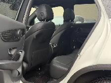 2019 Mercedes-Benz GLC300 4MATIC LOCAL BC VEHICLE. NO ACCIDENT. - Photo 11