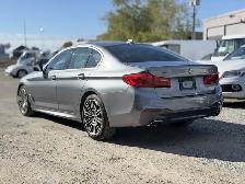 2018 BMW 5-Series 530i xDrive. LOCAL BC VEHICLE. M SPORT PACKAGE - Photo 7