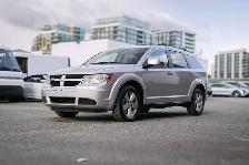 2009 Dodge Journey SXT. LOCAL BC VEHICLE. NO ACCIDENT. LOW KILOM