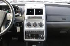 2009 Dodge Journey SXT. LOCAL BC VEHICLE. NO ACCIDENT. LOW KILOM - Photo 13
