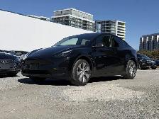 2023 Tesla Model Y Long Range AWD. LOCAL BC VEHICLE. ONE OWNER.