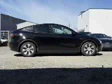 2023 Tesla Model Y Long Range AWD. LOCAL BC VEHICLE. ONE OWNER. - Photo 4