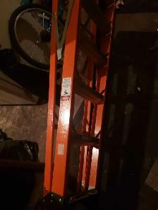 Featherlite 8 foot industrial ladder - Photo 4