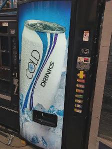 Refurbished Vending Machines for Sale - Photo 6