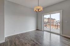 3.5BR   2.5Bath Open Concept Main Floor Home - Photo 4