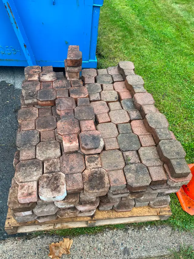 Free interlock