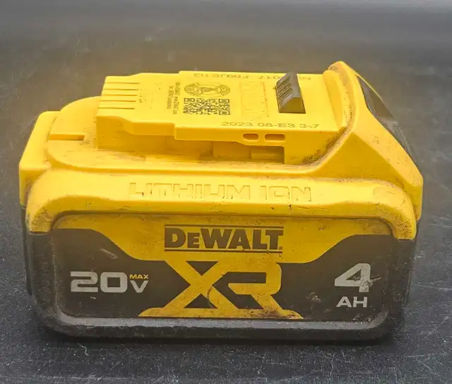 DEWALT 4AH 20V XR Battery