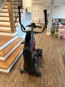Bow Flex Max Trainer M3 - Elliptical meets Stepper - Photo 3