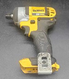 DEWALT 1/2 Inch Impact Wrench
