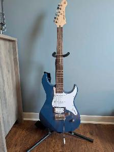 Yamaha Pacifica 112v guitar - Photo 8