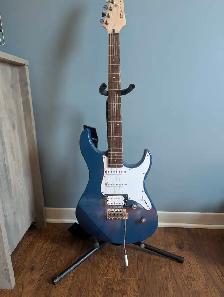 Yamaha Pacifica 112v guitar - Photo 9