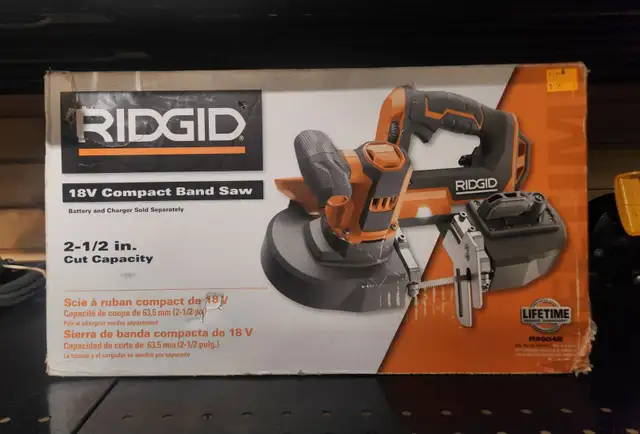New in Box Ridgid 2½' Cut Capacity Band Saw R8604B