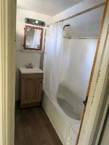 Two bedroom second floor apartment for rent. - Photo 7