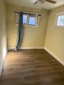 Two bedroom second floor apartment for rent. - Photo 8