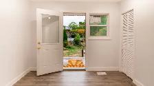Duplex - Upper Unit 3 Bedroom, 2 bathrooms, 2 parking & Laundry - Photo 7