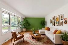 SIX BEDROOMS. 200 AMP. SIDE ENTRANCE. DOUBLE GARAGE. GARDEN CITY - Photo 8