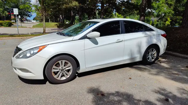 FOR SALE: 2012 Hyundai Sonata GLS (engine replaced in 2018)