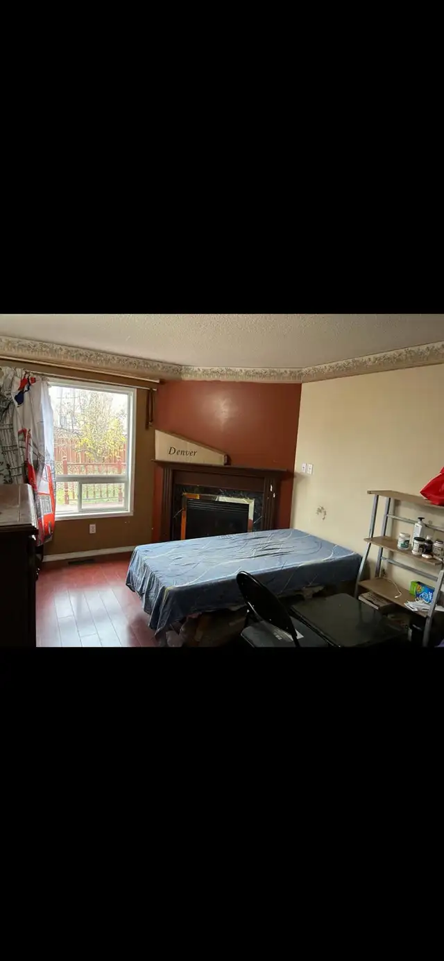 Basement and rooms for rent Brampton