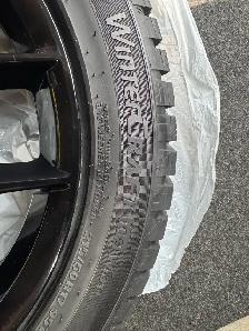 Honda civic winter tires 2015/50R17 like new used them for 2 mon - Photo 2