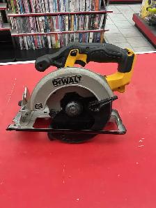 Scie ronde  Dewalt