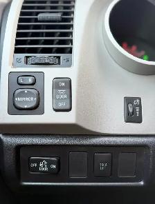 2007 Toyota Tundra 4WD Double Cab 146' 4.7L SR5 - as-is - 75 S - Photo 15