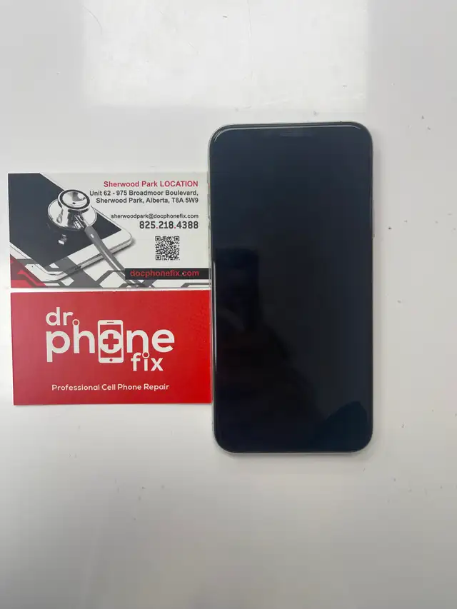 Unlocked iPhone XS max Space Grey (256GB)