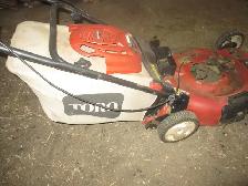 TORO RECYCLER SELF PROPELLED LAWN MOWER FOR PARTS - Photo 3