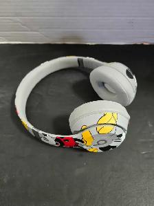 Beats Solo 3 Wireless Mickey Edition