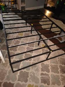 QUEEN SIZE BED FRAME