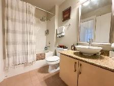 Beautiful Large 1 Bed   Den in Quality Steel & Concrete Building - Photo 7
