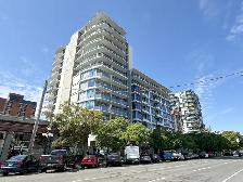 Beautiful Large 1 Bed   Den in Quality Steel & Concrete Building - Photo 10