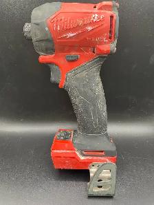 (ROUGH) MILWAUKEE FUEL SURGE 1/4" HEX HYDRAULIC DRIVER 2761-20