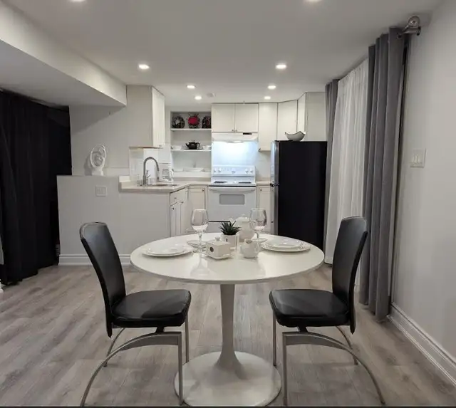 FURNISHED PRIVATE APARTMENT NORTH YORK