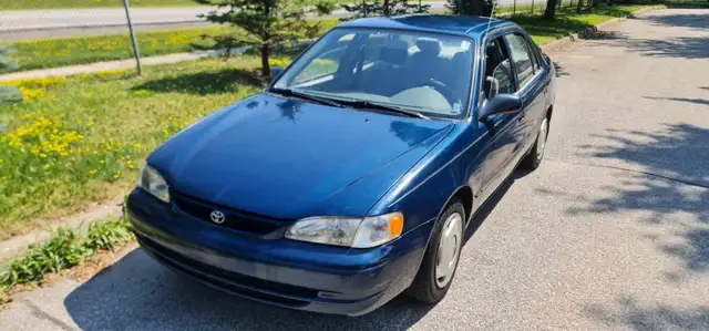 1998 Toyota Corolla Auto 119k 416-858-7673