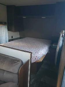 2013 Jayco camper trailer 28ft - Photo 9