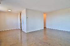ONE MONTH FREE!   2 Bedroom Kilborn Ave. Alta Vista/Smyth/Bank - Photo 2