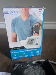 New A&D Blood Pressure Monitor For Sale - Photo 5