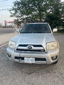 2006 Toyota 4Runner V8 Limited one owner - Photo 3