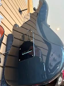 Squire Affinity Series Stratocaster with Fender Gig Bag - Photo 3