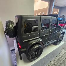 XL Luxury Mercedes SUVs, Rubber Tires, MP4 Touchscreen, Two Kids - Photo 8