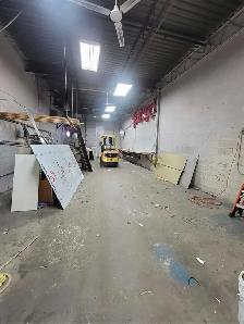 High Visibility Location - Multi Use Industrial Condo - Photo 2