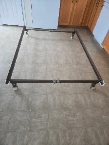 Mattress & Boxspring and steel frame - Photo 3