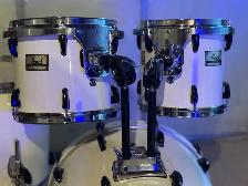 Pearl Drum Kit - Photo 2