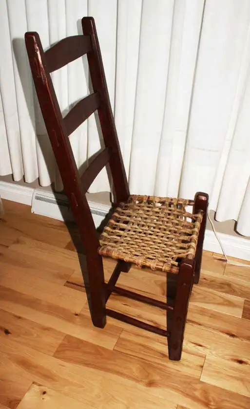 Chaise paysanne rustique (1880-1930), A1, gratuite si...