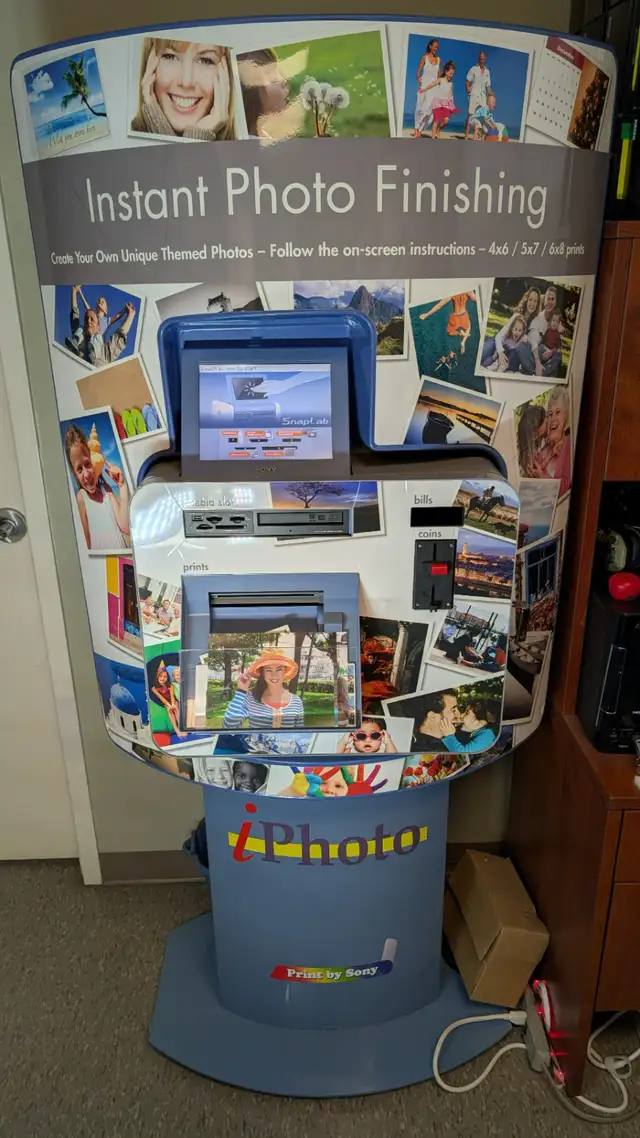 Sony iPhoto Vending Machine